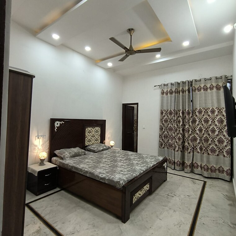 Bedroom, ambala highway 6+ Bedroom 3200 Sq.Ft. Independent House In Ambala Highway Zirakpur 8657785