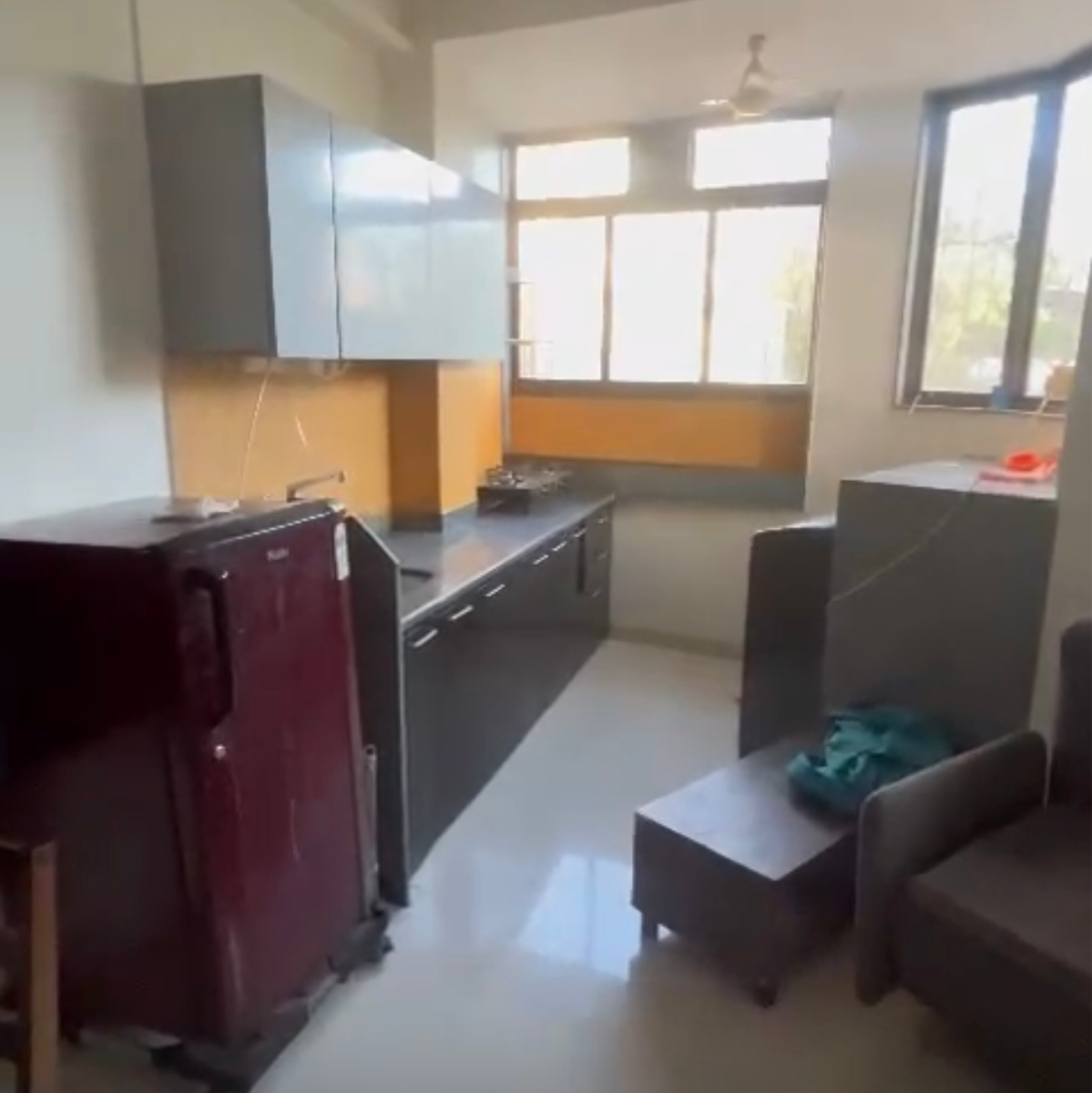 1 BHK 550 Sq.Ft. Apartment in Sneha Sadan Apartment