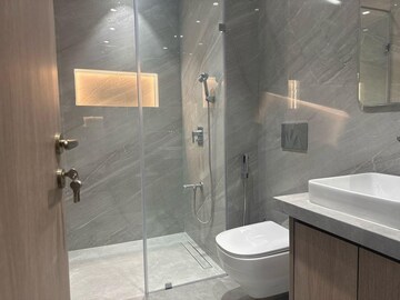 Bathroom in 4 BHK Apartment at Lodha The World Towers World One Tier 2, Worli – for Rent