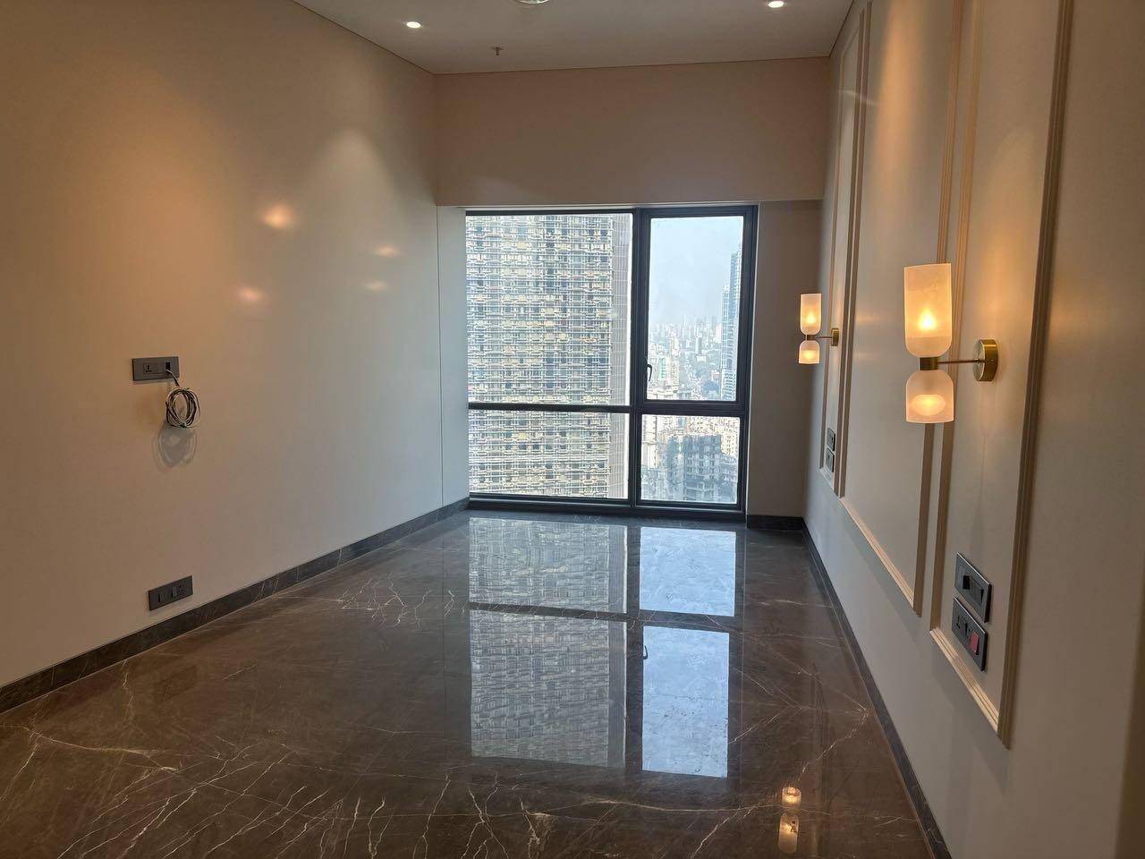 4 BHK + Servant Room Apartment For Rent in Lodha The World Towers World One Tier 2