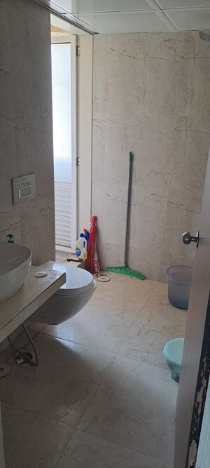 Room in 2 BHK Apartment at Dosti West County, Balkum Pada – for Sale