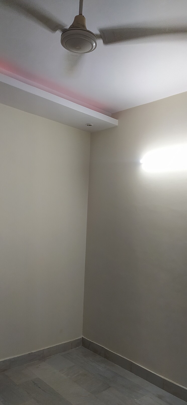 Room, khirki extension 2 Bedroom 750 Sq.Ft. Builder Floor In Khirki Extension Delhi 8657830