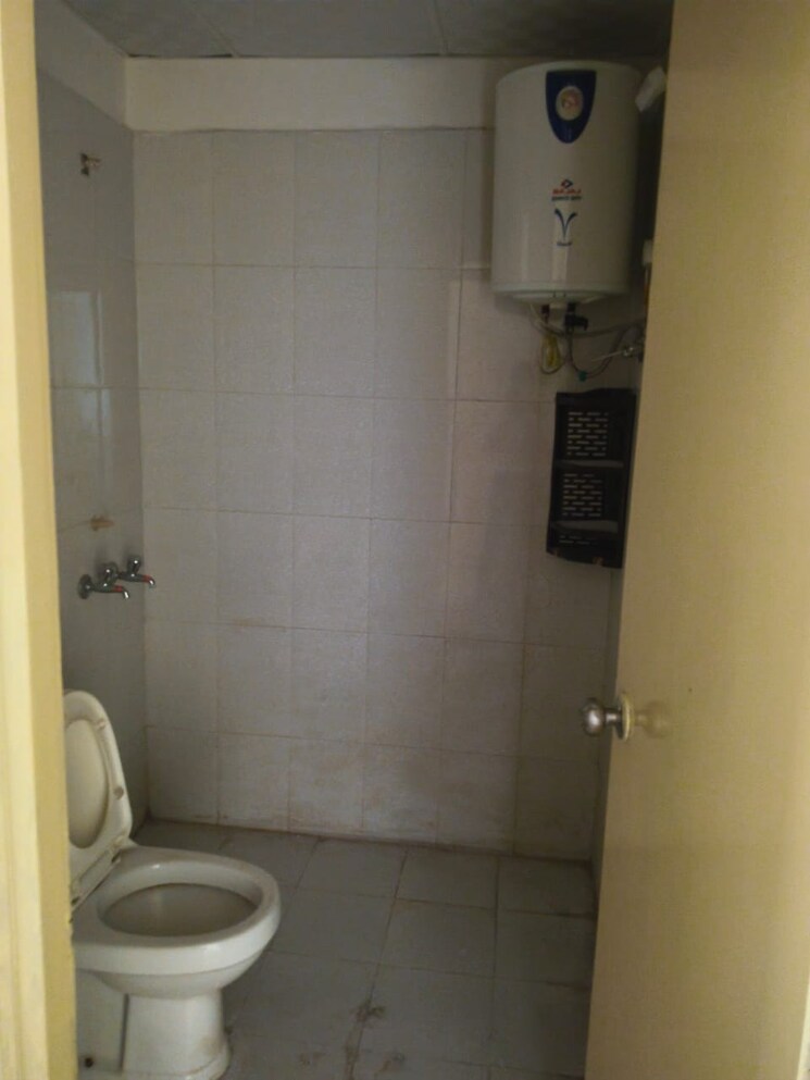 Bathroom, pyramid-elite 2 Bedroom 681 Sq.Ft. Apartment In Sector 86 Gurgaon 8657884