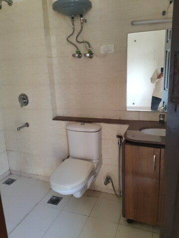 Bathroom in 3 BHK Apartment at Unitech Woodstock Floors, Sector 50 – for Rent