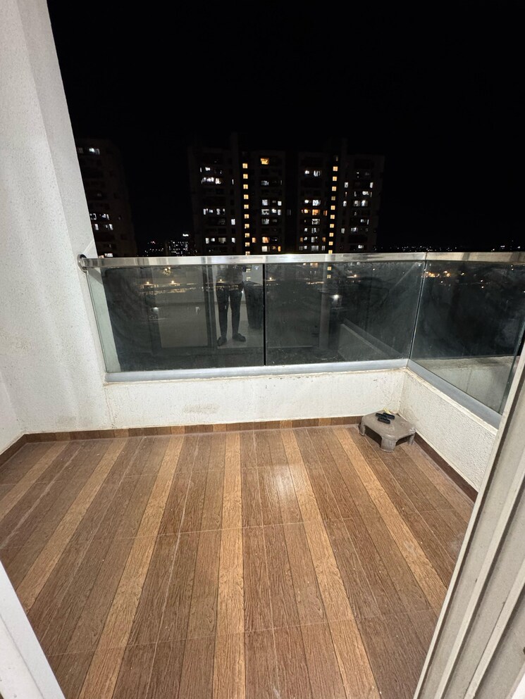 Balcony, vilas-javdekar-yashone-hinjawadi-phase-1 3 Bedroom 850 Sq.Ft. Apartment In Hinjewadi Pune 8658039