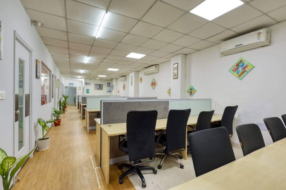 Office Space For Rent in LIG Colony