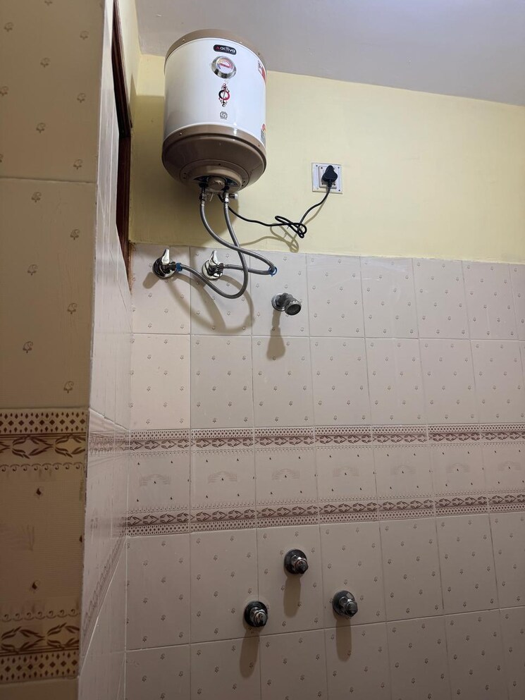 Bathroom, ramanashree california gardens layout Pg For Boys In Ramanashree California Gardens Layout 8658095