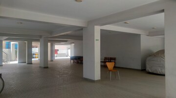 Room in 5 BHK Builder Floor at Sector 14 – for Sale