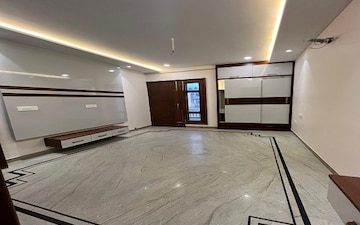 3 BHK Apartment For Rent in Sector 21