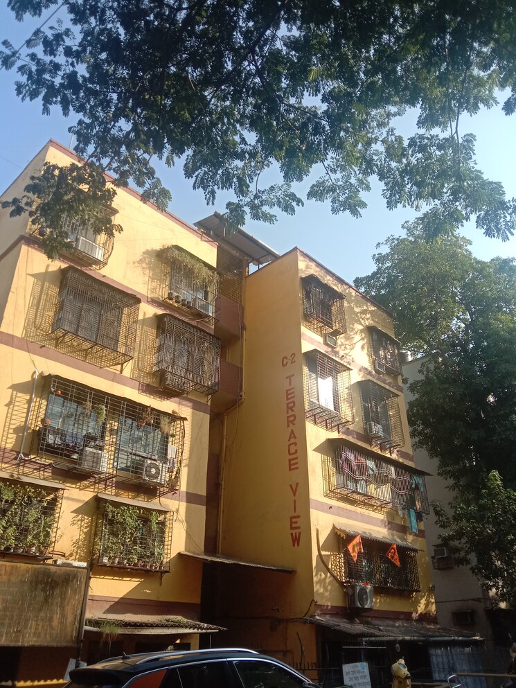 Listing Cover Image