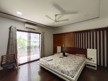Bedroom in 4 BHK Villa at Ezzy Corinth, Hennur Road – for Sale