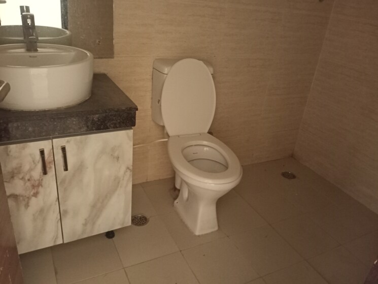 Bathroom, ansal-estella 3 Bedroom 1745 Sq.Ft. Apartment In Sector 103 Gurgaon 8658343