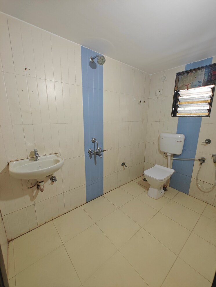 Bathroom, seawoods sector 50 2 Bedroom 1100 Sq.Ft. Apartment In Seawoods Sector 50 Navi Mumbai 8658397