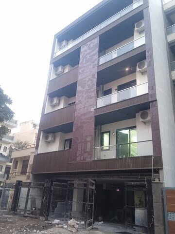 1 BHK Apartment For Rent in Sector 43