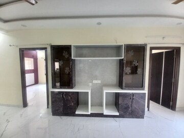 Living Room in 3 BHK Apartment at Kondapur – for Rent