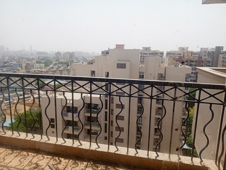 Exterior View, swaran-villa-friends-apartments 3.5 Bedroom 240 Sq.Yd. Apartment In Sector 52 Gurgaon 8658474