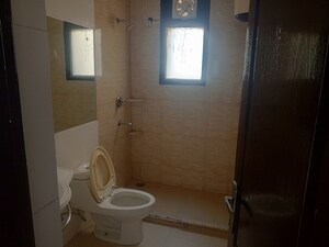 Bathroom in 3.5 BHK Apartment at Swaran Villa Friends Apartments, Sector 52 – for Sale
