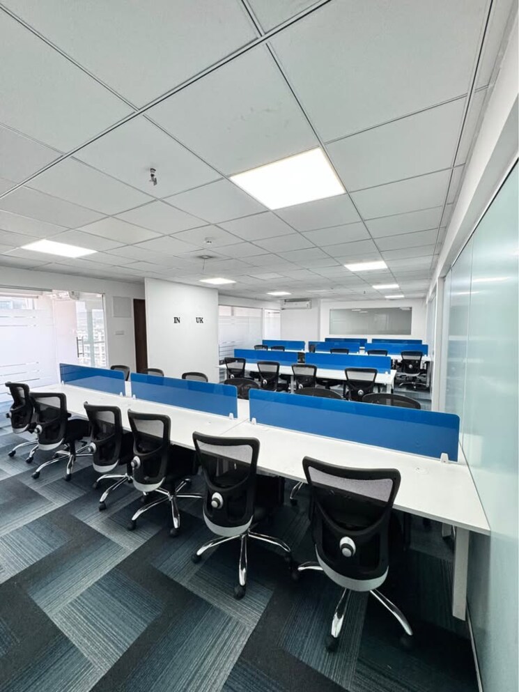 Team Area, scheme no 140 Commercial Office Space 1700 Sq.Ft. In Scheme No 140 Indore 8658447