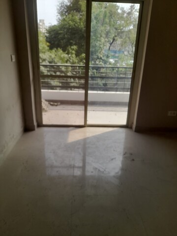 Room in 3 BHK Apartment at Shakti the Sky Lark  Apartment, Sector 52 – for Rent