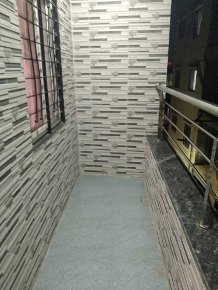 Balcony, mig-colony-gokhalenagar 1 Bedroom 500 Sq.Ft. Apartment In Gokhalenagar Pune 8658815