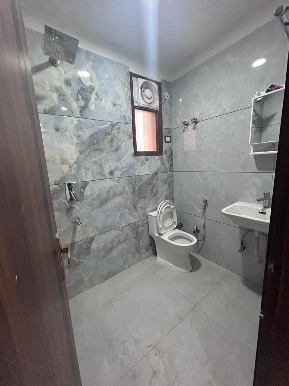 4 BHK Builder Floor For Rent in Vivek Vihar