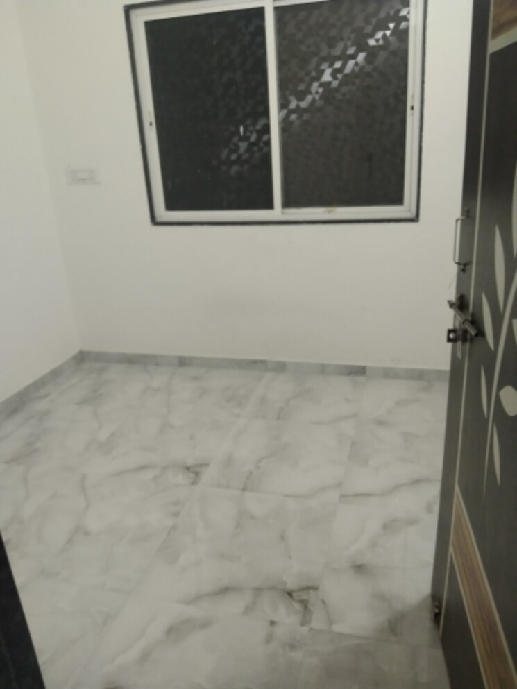 Room, nisarg-chs 1 Bedroom 600 Sq.Ft. Apartment In Gokhalenagar Pune 8658929