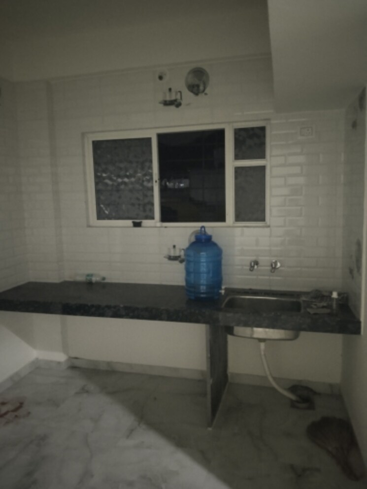 Kitchen, nisarg-chs 1 Bedroom 600 Sq.Ft. Apartment In Gokhalenagar Pune 8658929
