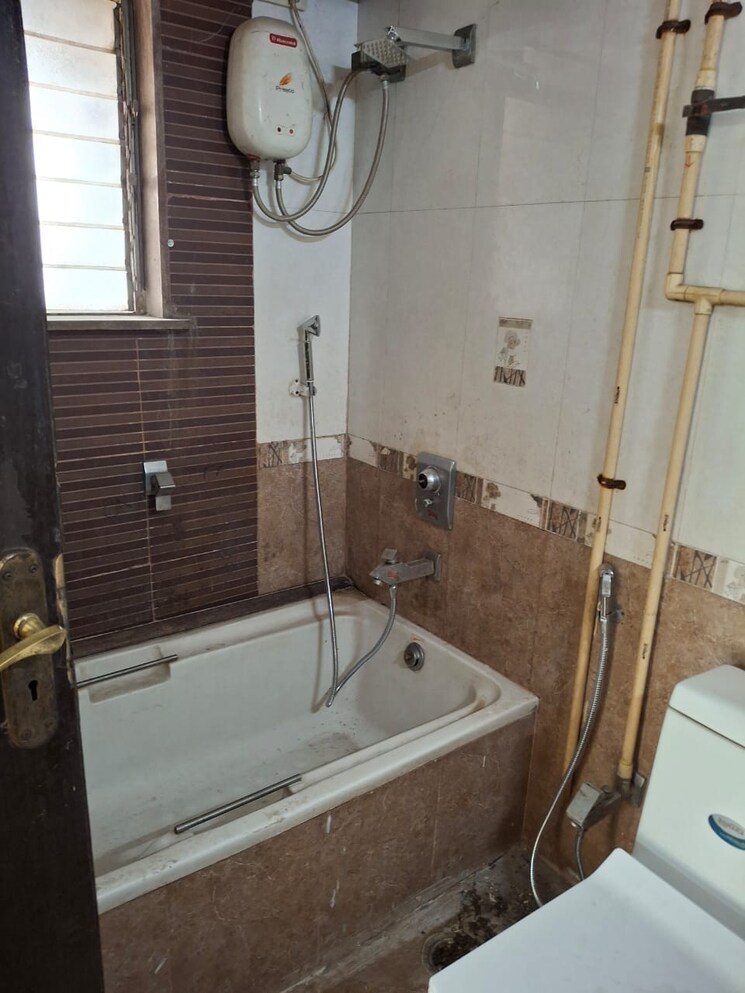 Bathroom, regency-estate 3 Bedroom 1560 Sq.Ft. Apartment In Dombivli East Thane 8658897