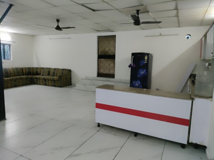 Team Area, sector 10 Commercial Office Space 1200 Sq.Ft. In Sector 10 Noida 8658902