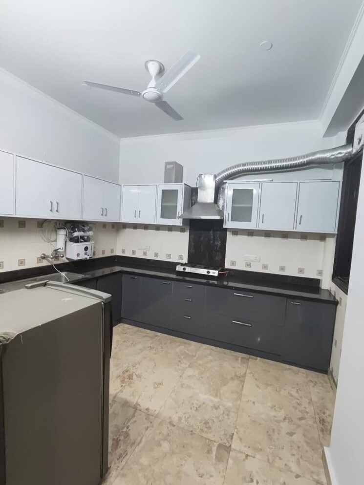 Kitchen, grand-mall 3 Bedroom 1800 Sq.Ft. Builder Floor In Sector 28 Gurgaon 8659063
