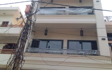 3 BHK Builder Floor For Sale in Vivek Vihar
