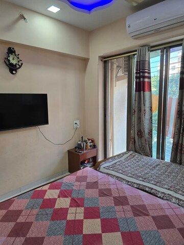 Bedroom in 2 BHK Apartment at Shree Shashwat CHS, Mira Road – for Rent