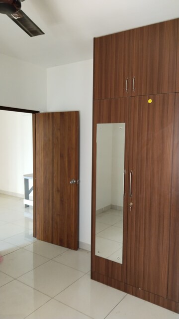 Room in 2 BHK Apartment at Prestige Finsbury Park Hyde, Bagaluru  – for Rent