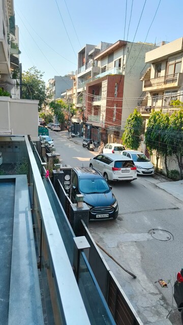 Parking in 1 BHK Builder Floor at Subhash Nagar – for Rent