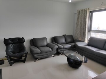 Living Room in 2 BHK Apartment at DLH Sorrento, Veera Desai Road – for Rent