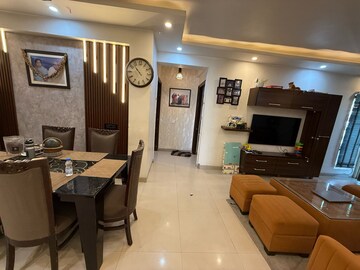 Team Area in 3 BHK Apartment at Shiv Sai Ozone Park, Sector 86 – for Rent
