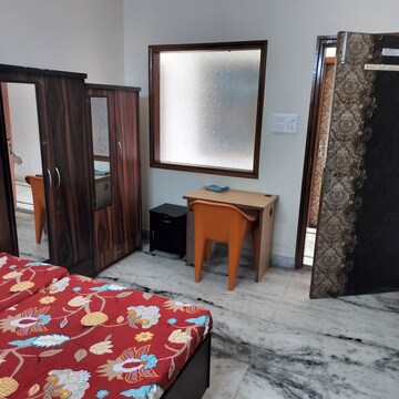 Room in  Pg at Sector 46 – for Rent