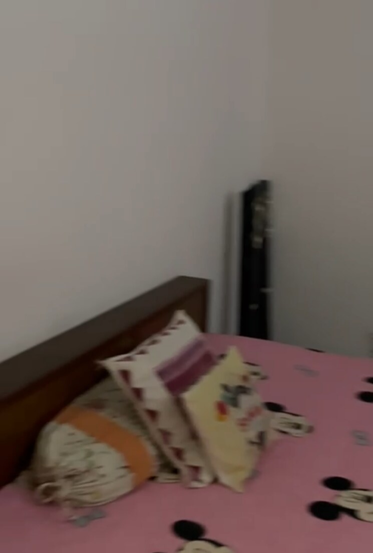 Room, khirki extension 4 Bedroom 240 Sq.Yd. Builder Floor In Khirki Extension Delhi 8659291