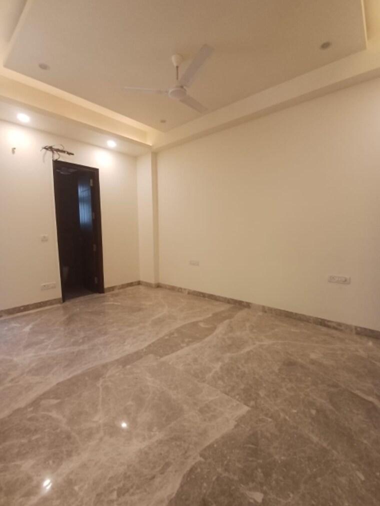 Master Bedroom, greater kailash ii 3 Bedroom 2000 Sq.Ft. Apartment In Greater Kailash ii Delhi 8659500