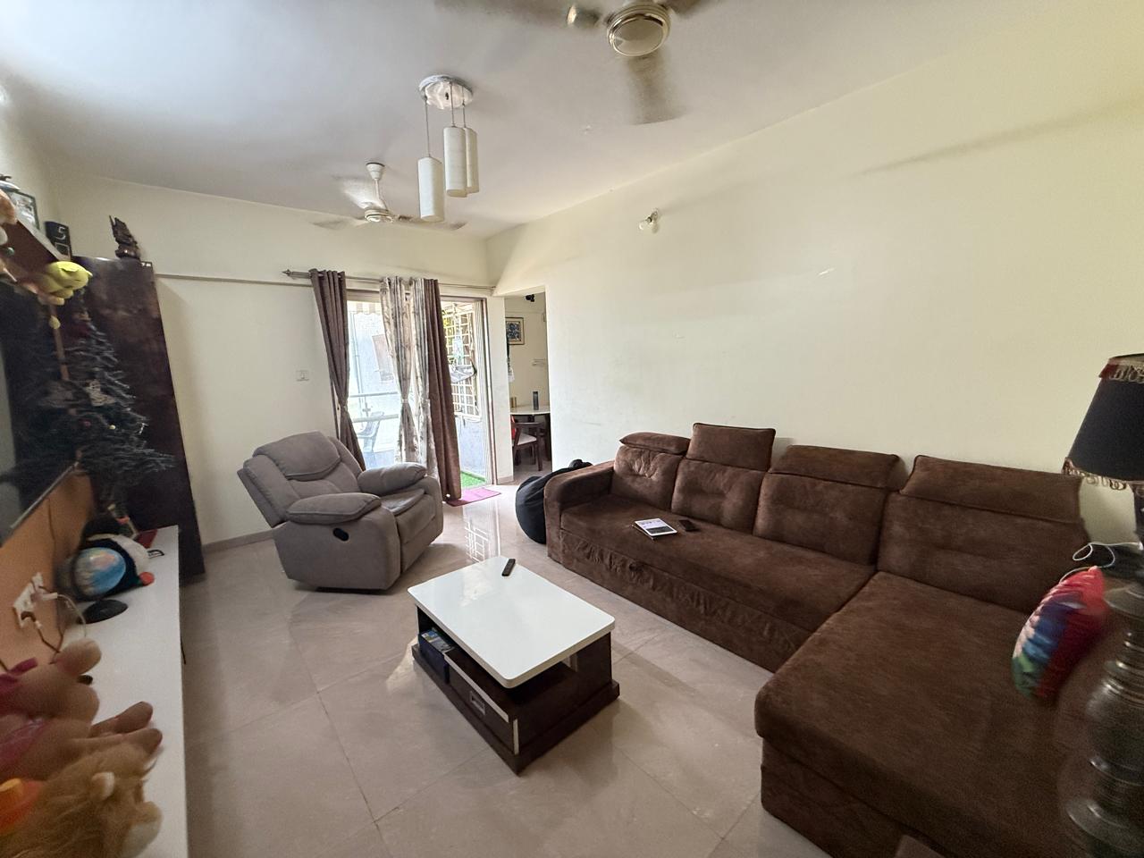 2 BHK + Extra Room Apartment For Sale in Venkatesh Graffiti