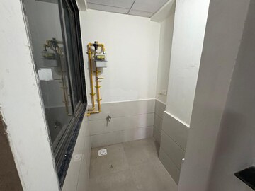 Bathroom in 3 BHK Apartment at Vaishnodevi Circle – for Rent