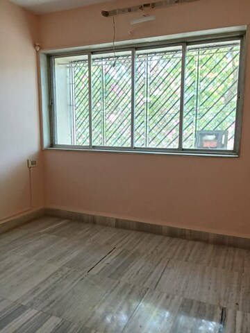 Room in 2 BHK Apartment at Charkop Sector 6 – for Rent