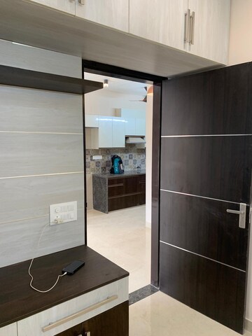 Furnished Amenities in 2 BHK Builder Floor at Jal Vihar Colony, Sector 46 – for Rent