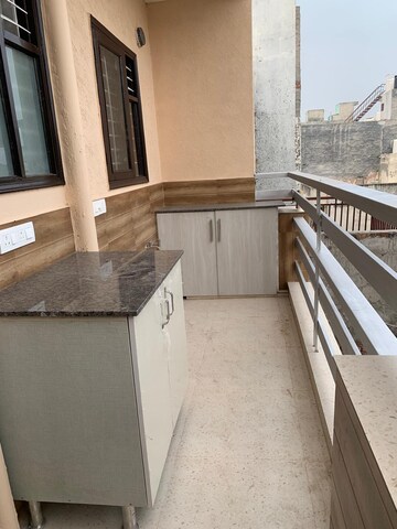 Balcony in 2 BHK Builder Floor at Jal Vihar Colony, Sector 46 – for Rent