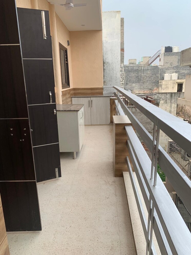 Balcony, jal-vihar-colony 2 Bedroom 1800 Sq.Ft. Builder Floor In Sector 46 Gurgaon 8659608