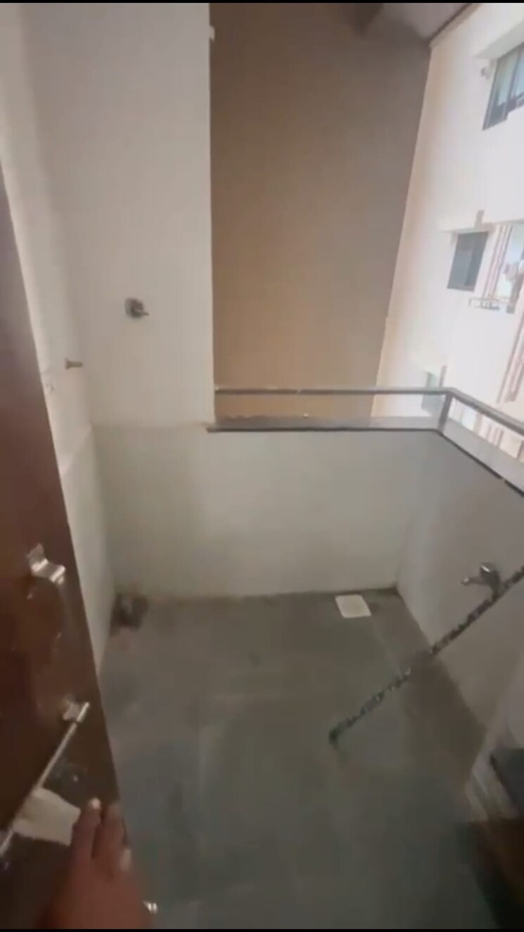 Bathroom, vaishnodevi circle 3 Bedroom 1485 Sq.Ft. Apartment In Vaishnodevi Circle Ahmedabad 8659560