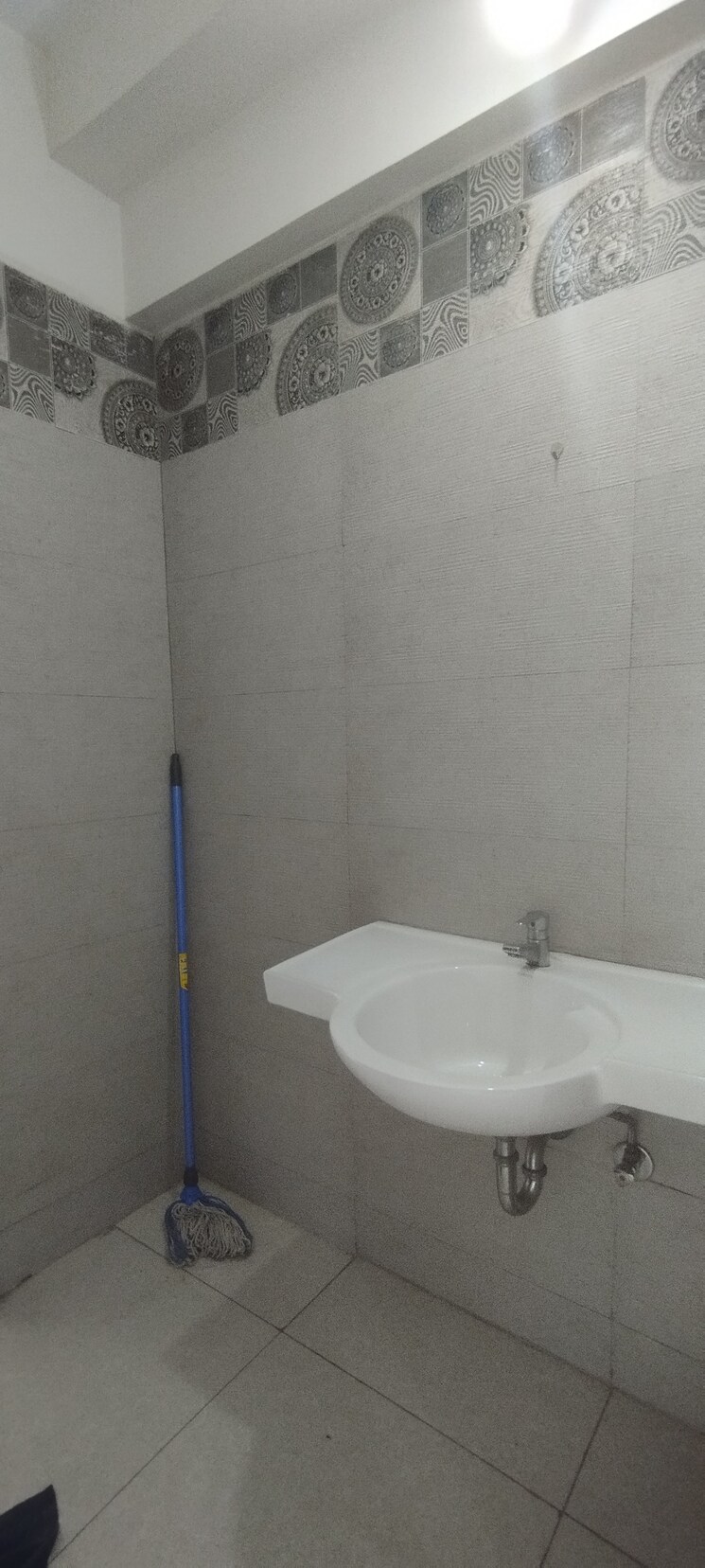 Bathroom, sargam-chs-nanded 2 Bedroom 1040 Sq.Ft. Apartment In Sinhagad Road Pune 8659575