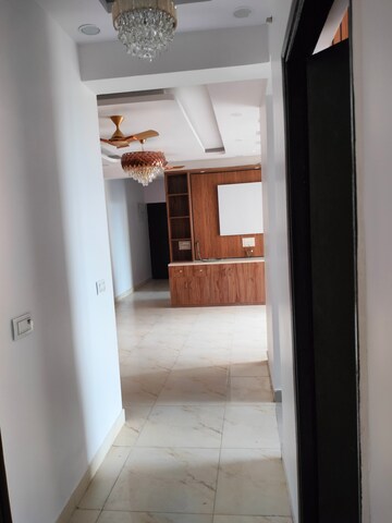 Room in 3 BHK Apartment at Ansal Royal Heritage, Sector 70 – for Rent