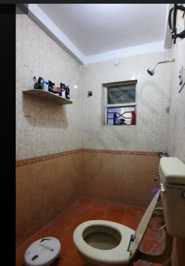 Furnished Amenities in 2 BHK Apartment at New Ashok Nagar – for Rent