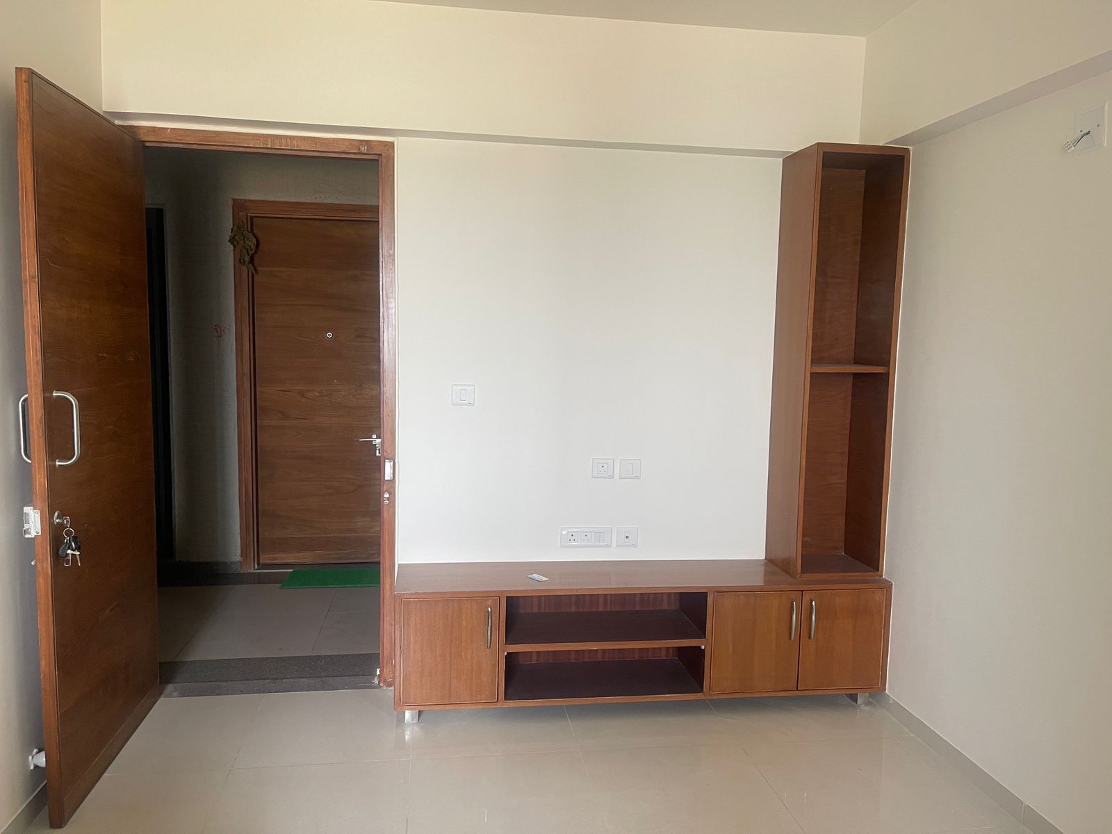 2 BHK + Pooja Room Apartment For Rent in Goyal Orchid Blues